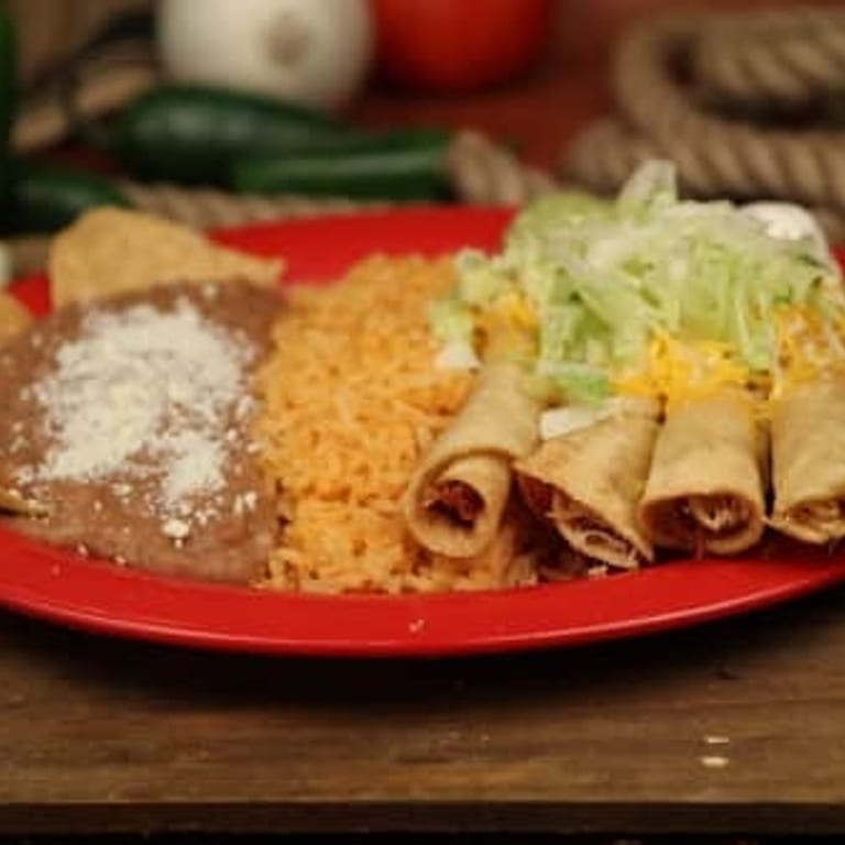 Authentic Street Tacos: A Mexican Delight
